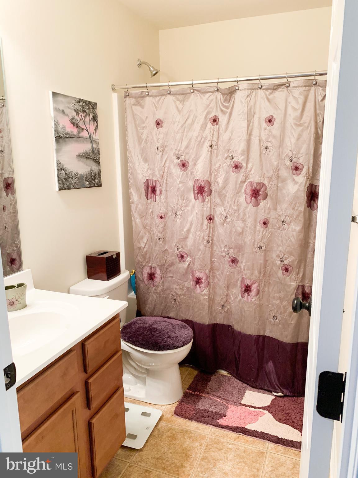 ELIZABETH HILLS PHASE 1 - Residential Lease