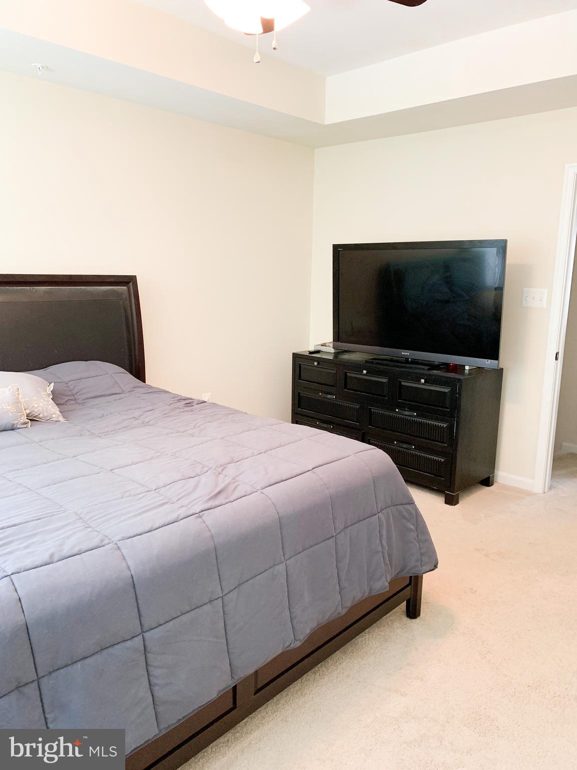 ELIZABETH HILLS PHASE 1 - Residential Lease