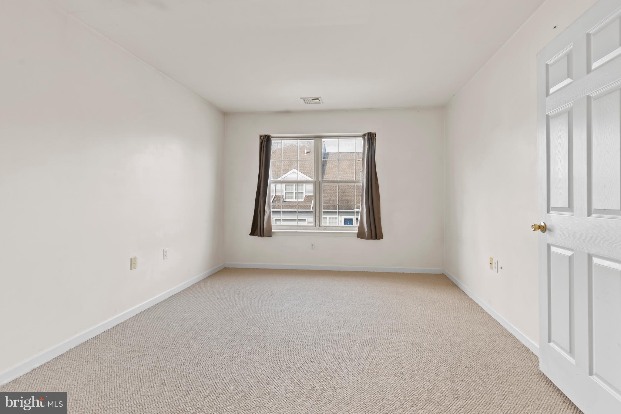 COURTYARDS OF CARLISLE - Residential