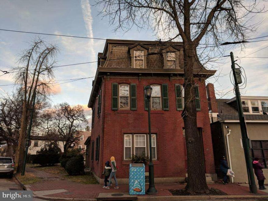 This three story property is zoned as CMX2, in the corner of Germantown Ave and Gogas Lane,  on the Germantown Avenue commercial corridor. The first floor is an open space, and a powder room. Second and third floor each has two rooms (offices) and a full bathroom. A full basement. Property could be a store front for retail, or a professional office, or mix use.