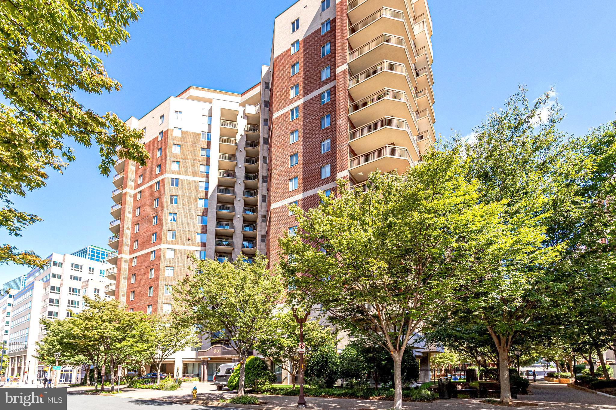 VIRGINIA SQUARE - Residential