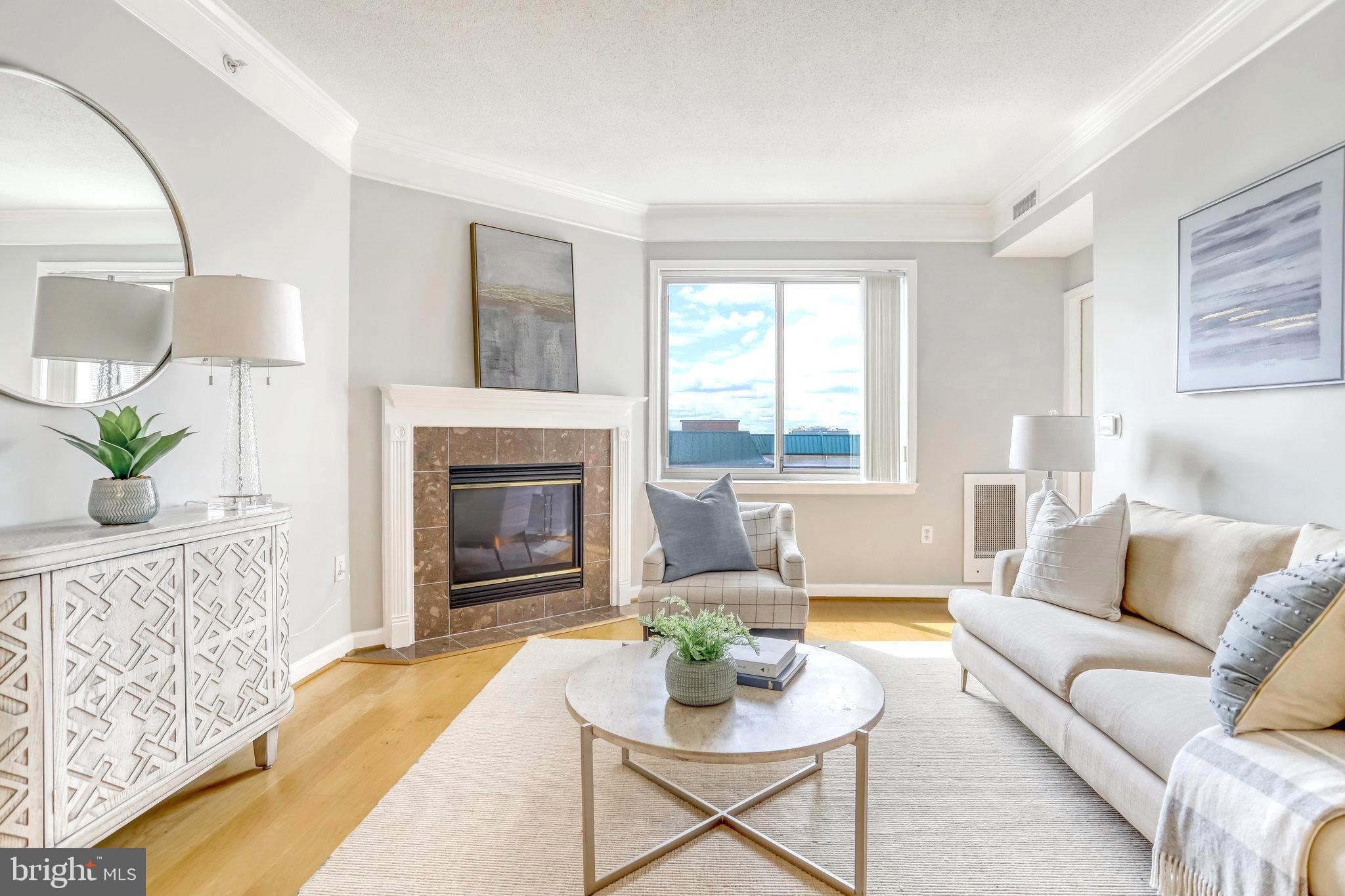 VIRGINIA SQUARE - Residential