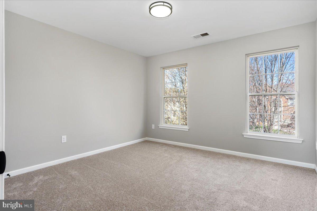 MADDEX FARM - Residential