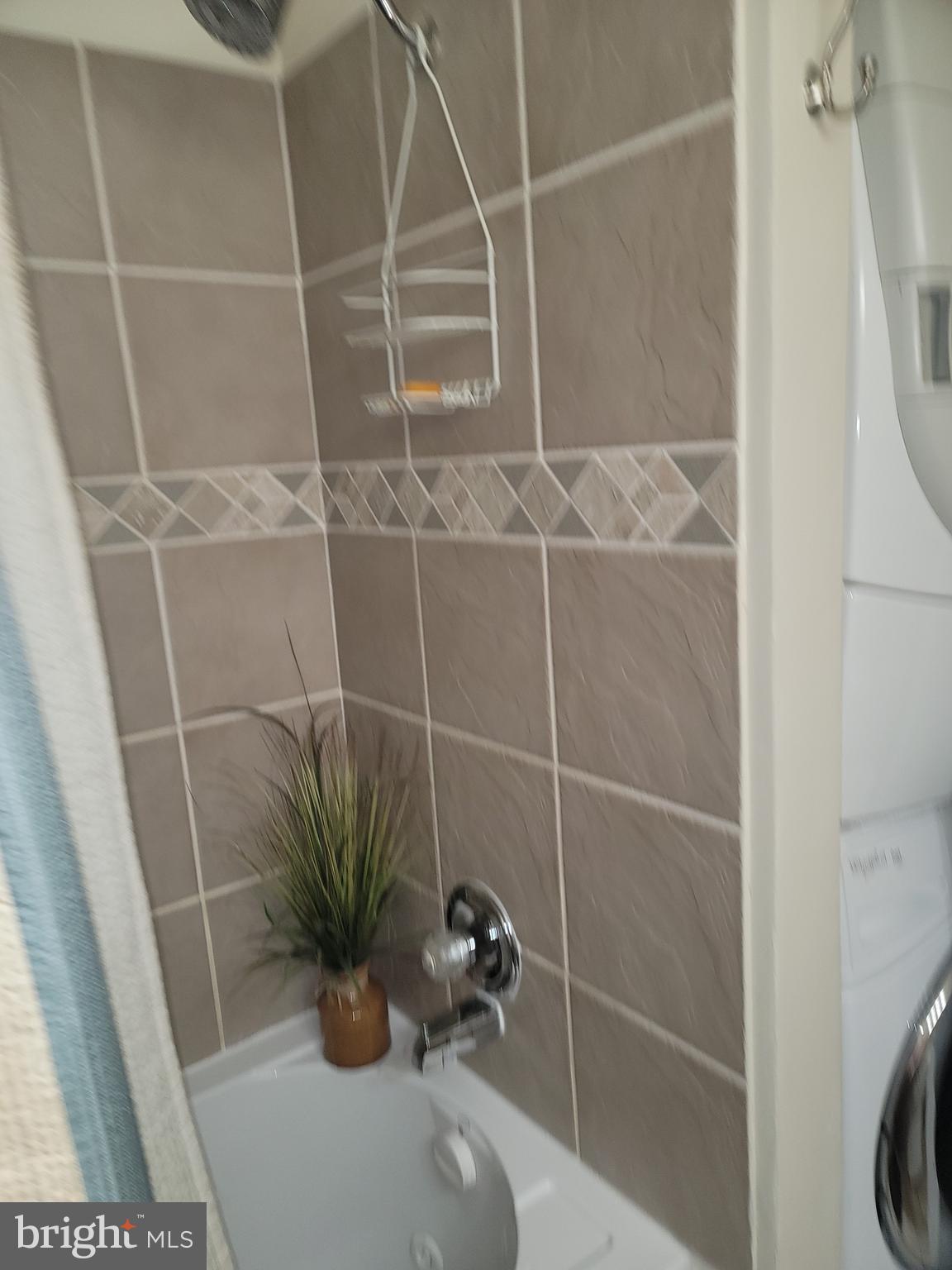 LAKE ARBOR - Residential