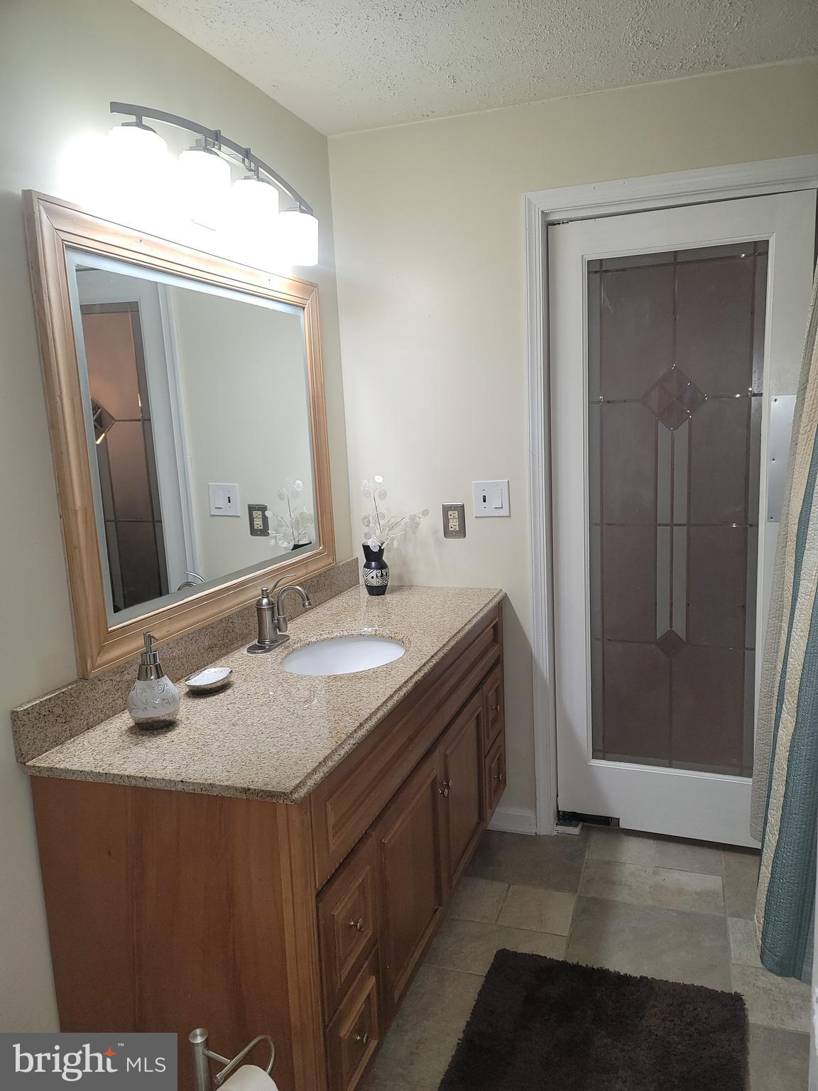 LAKE ARBOR - Residential