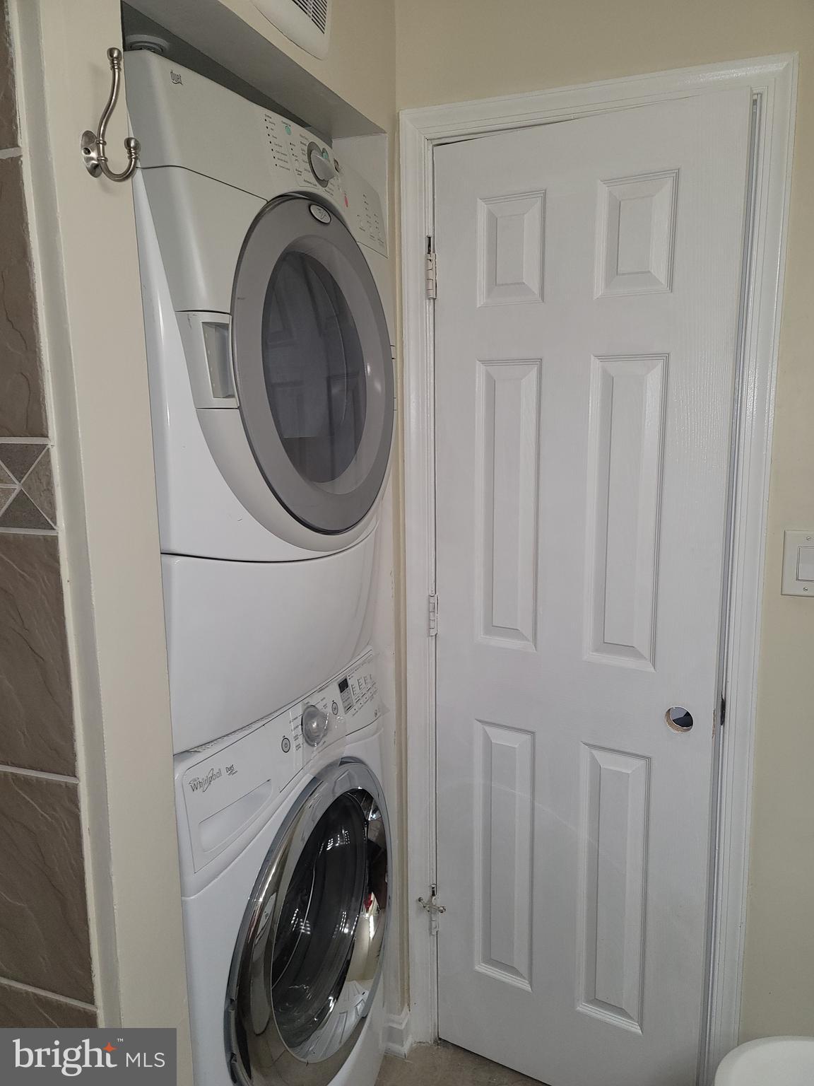 LAKE ARBOR - Residential