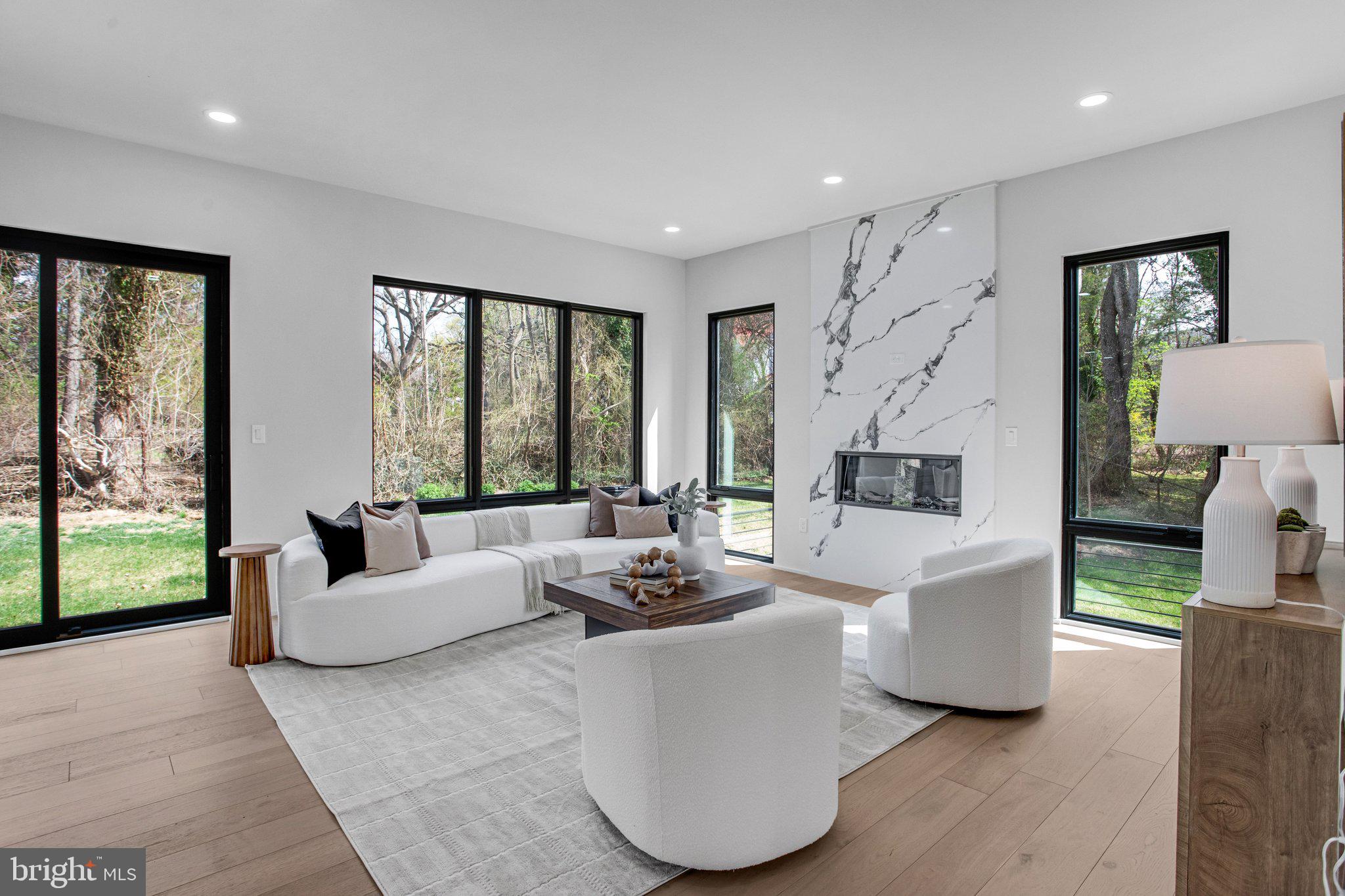 DUNN LORING WOODS - Residential