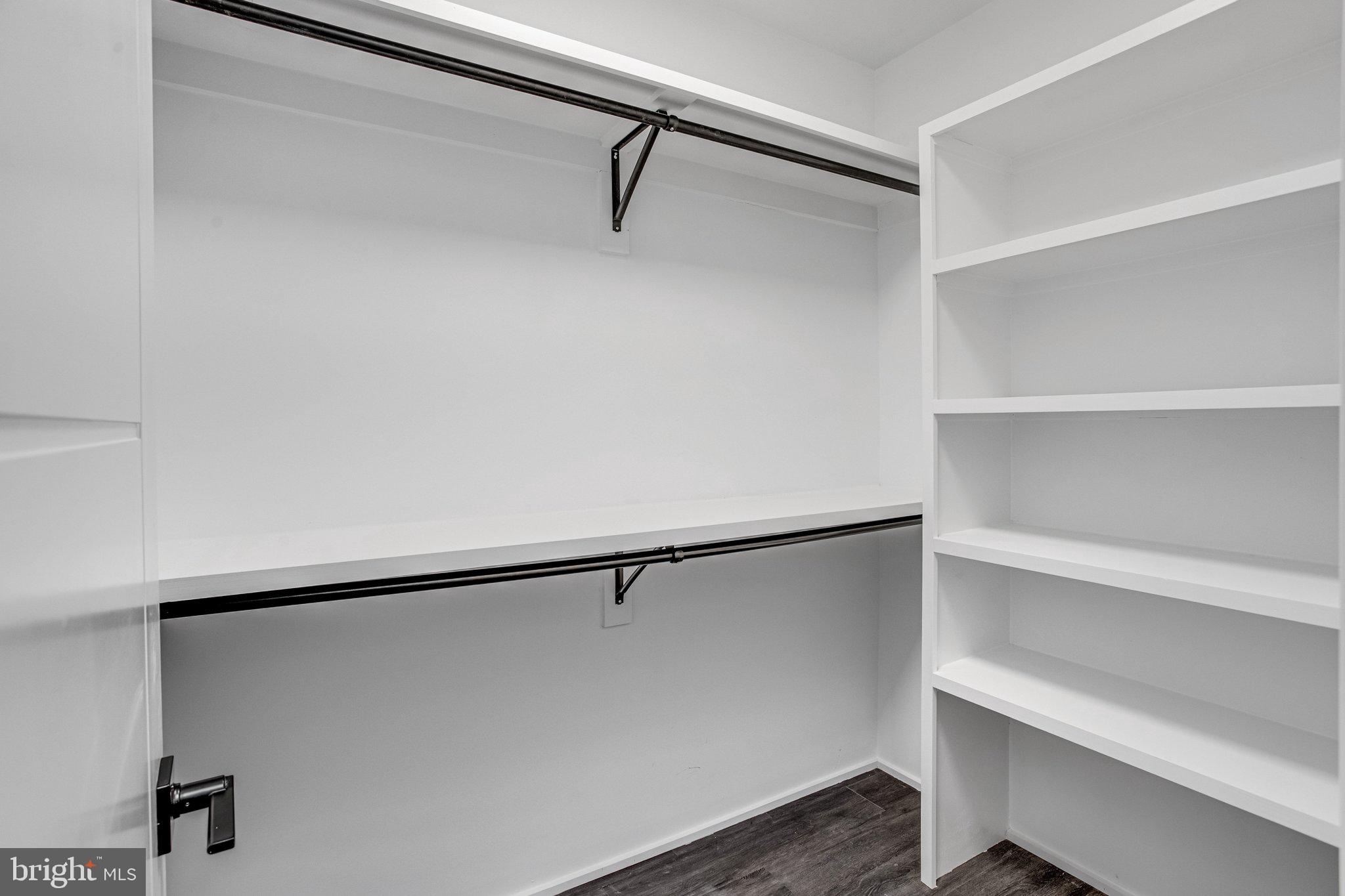 DUNN LORING WOODS - Residential