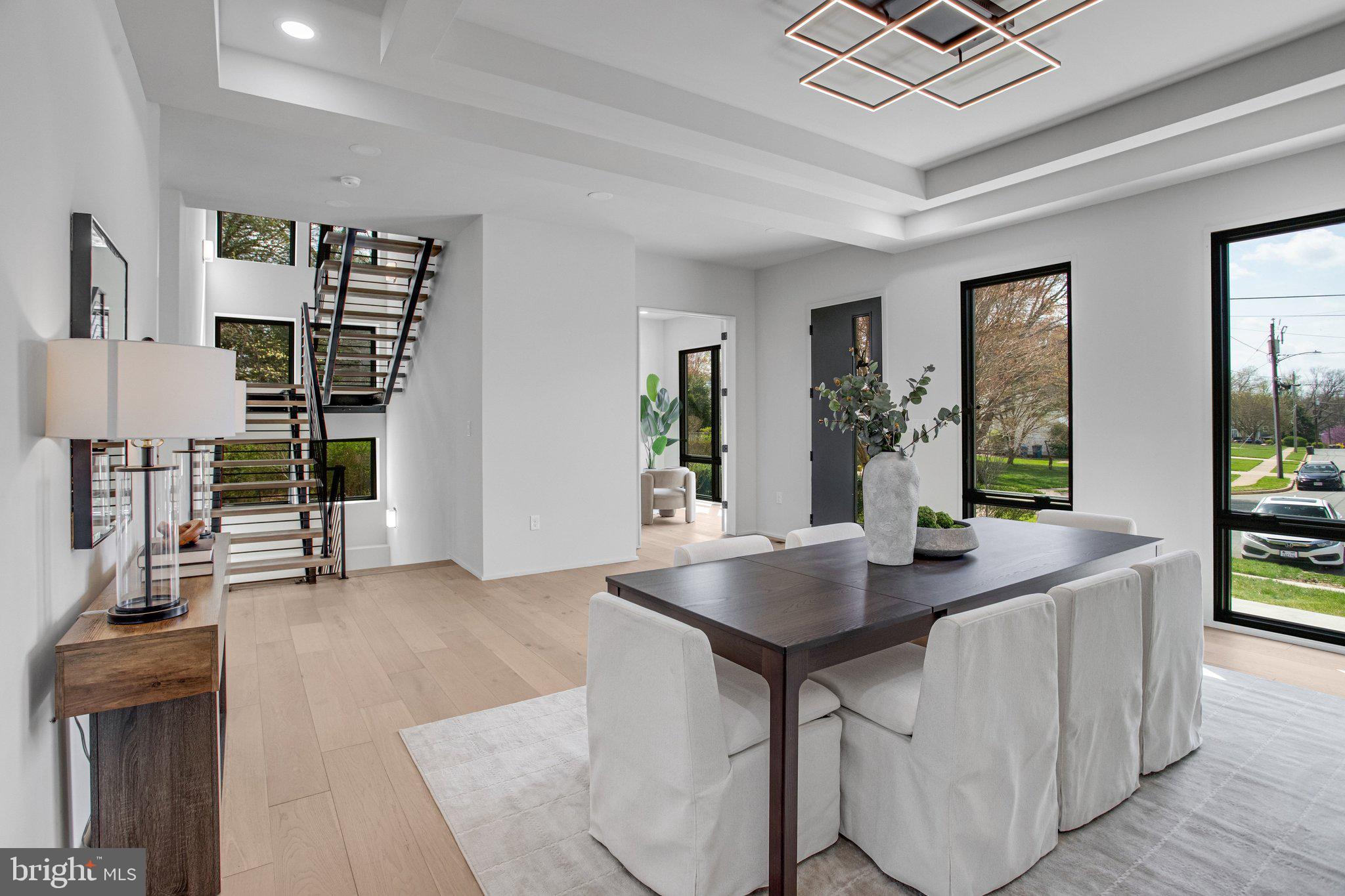 DUNN LORING WOODS - Residential