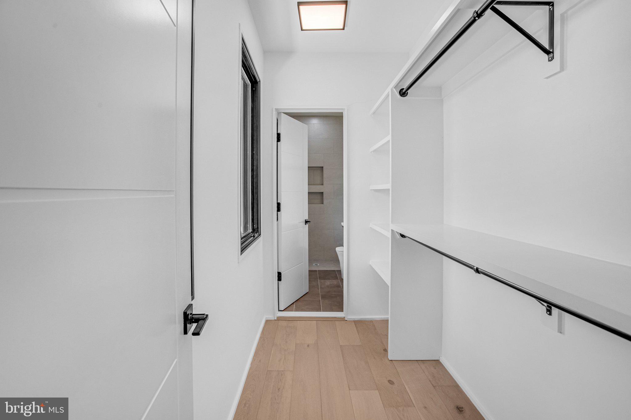 DUNN LORING WOODS - Residential