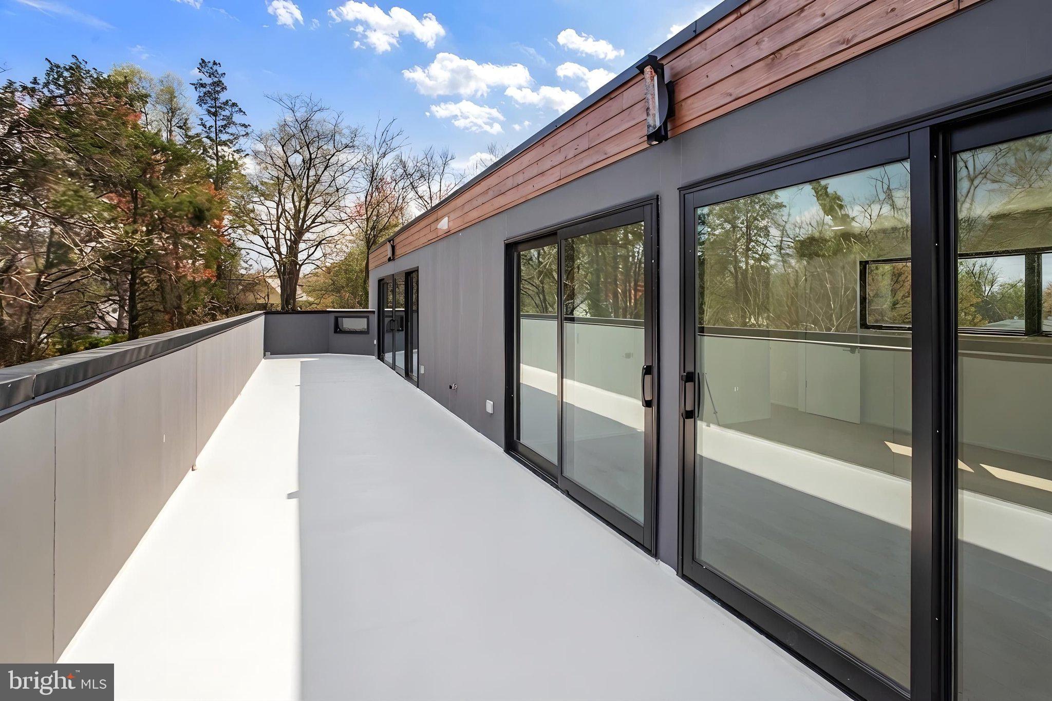 DUNN LORING WOODS - Residential