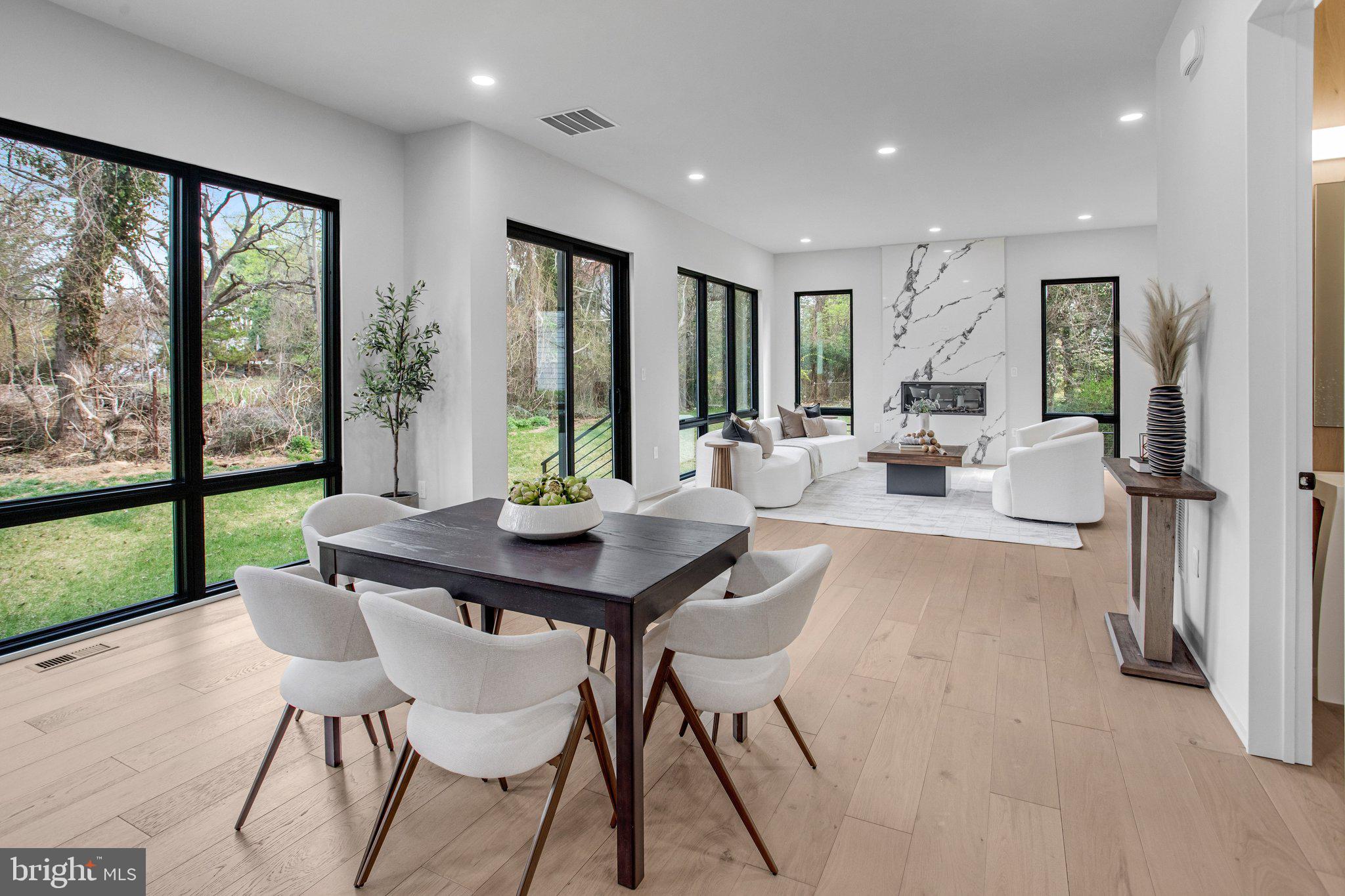 DUNN LORING WOODS - Residential