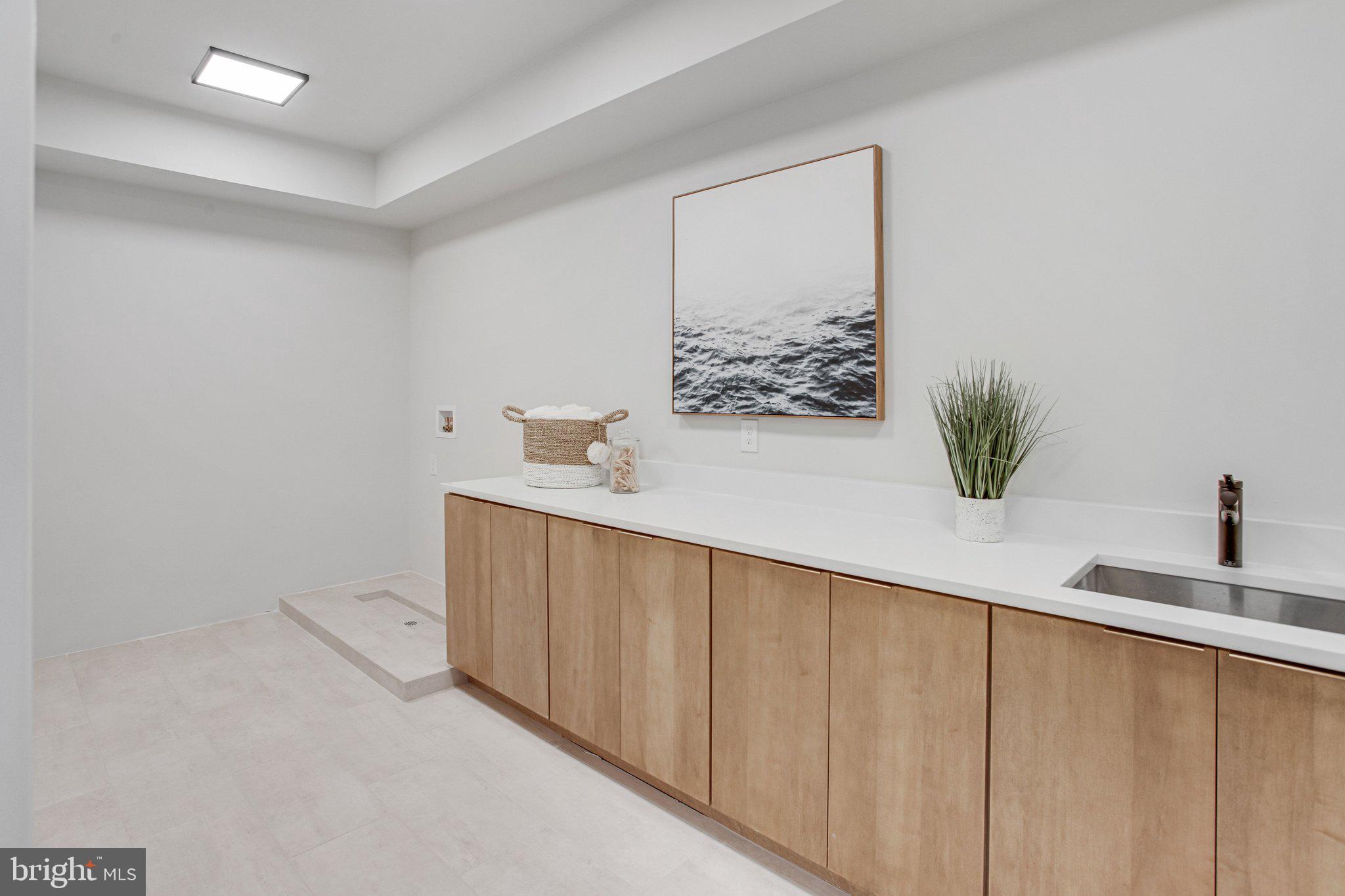 DUNN LORING WOODS - Residential