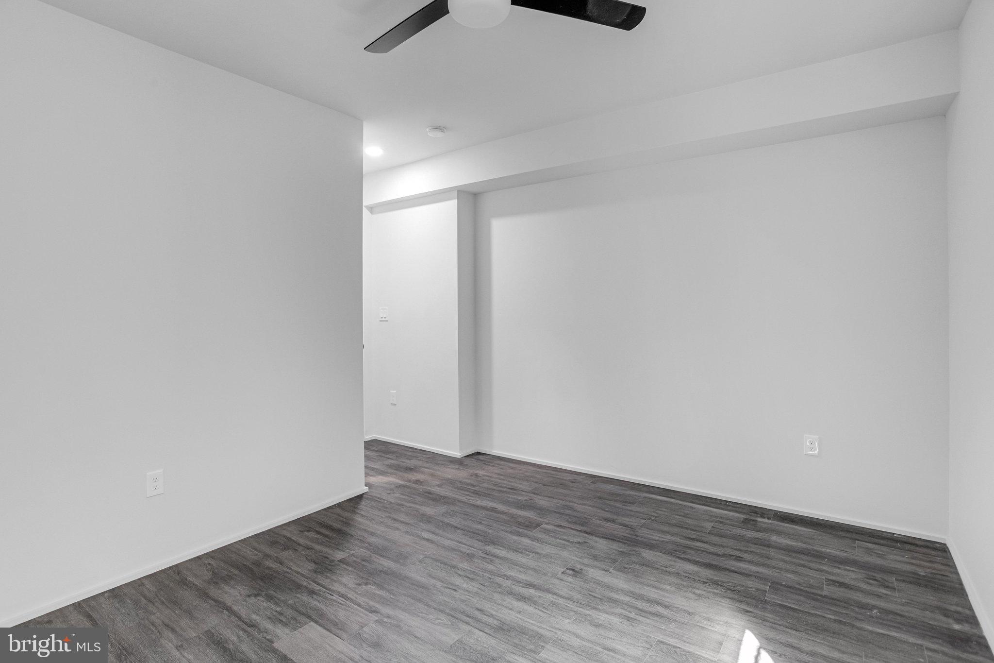 DUNN LORING WOODS - Residential