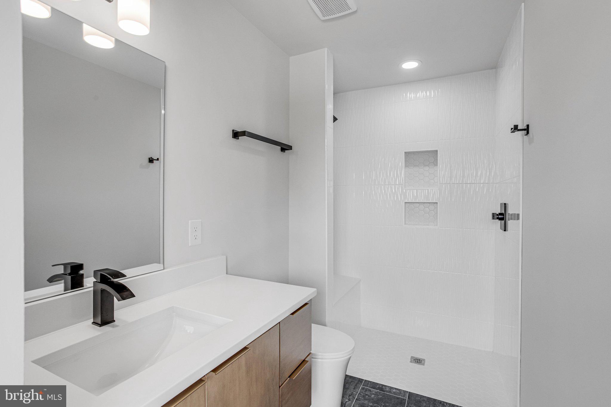 DUNN LORING WOODS - Residential