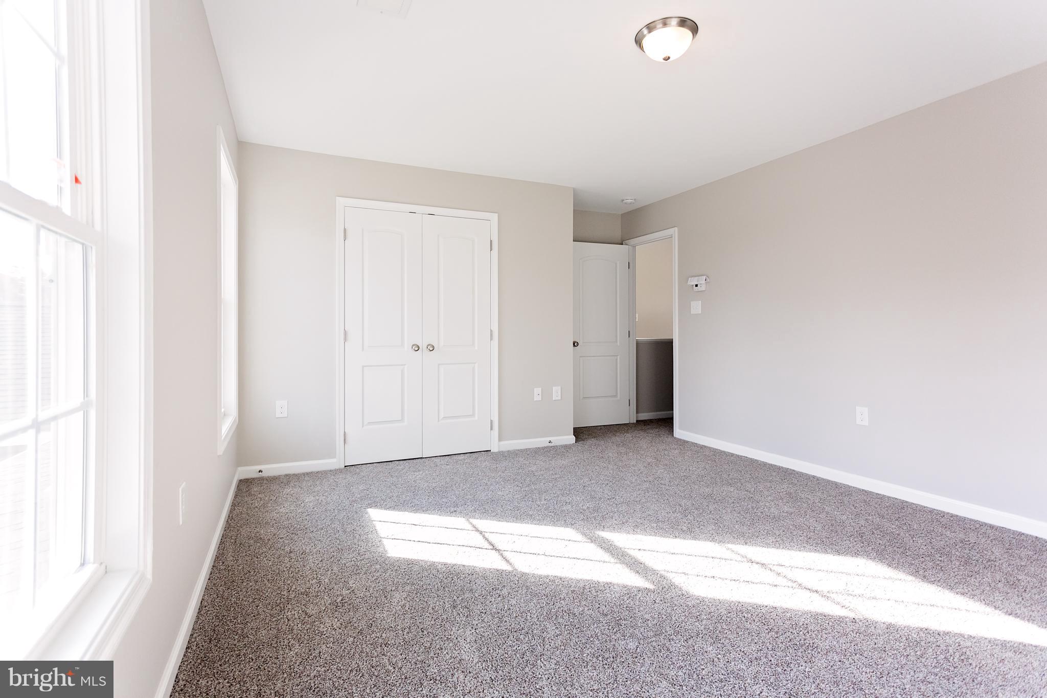 RED HILL - Residential