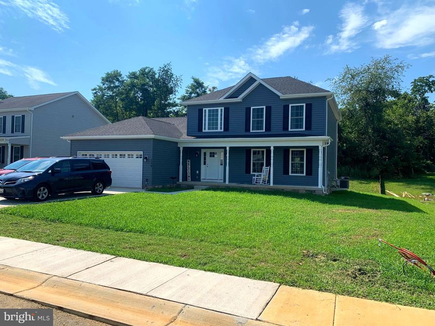OPEN FLOORPLAN w/FIRST FLOOR MASTER SUITE. Country Kitchen w/Large Island & Dining Space. Standard Features include; Granite Countertops / Stainless Steel Appliances / Laminate Flooring / Finished Garage w/Insulated Garage Door & Garage Door Opener & more. HUGE unfinished Basement w/rough in. Call Now to Reserve your Lot! PICTURES ARE OF MODEL HOME & SHOW SOME UPGRADED FEATURES