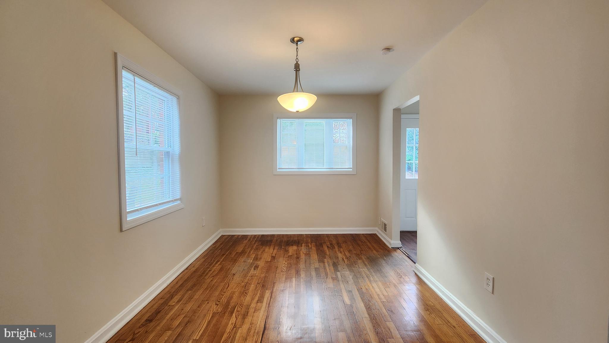 OLD TOWN - Residential Lease