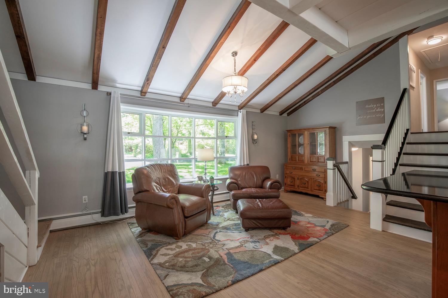 BUTTONWOOD MANOR - Residential
