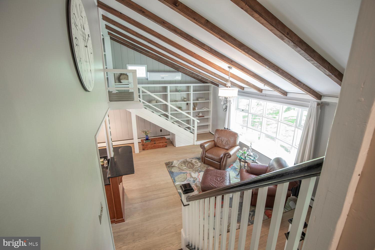 BUTTONWOOD MANOR - Residential