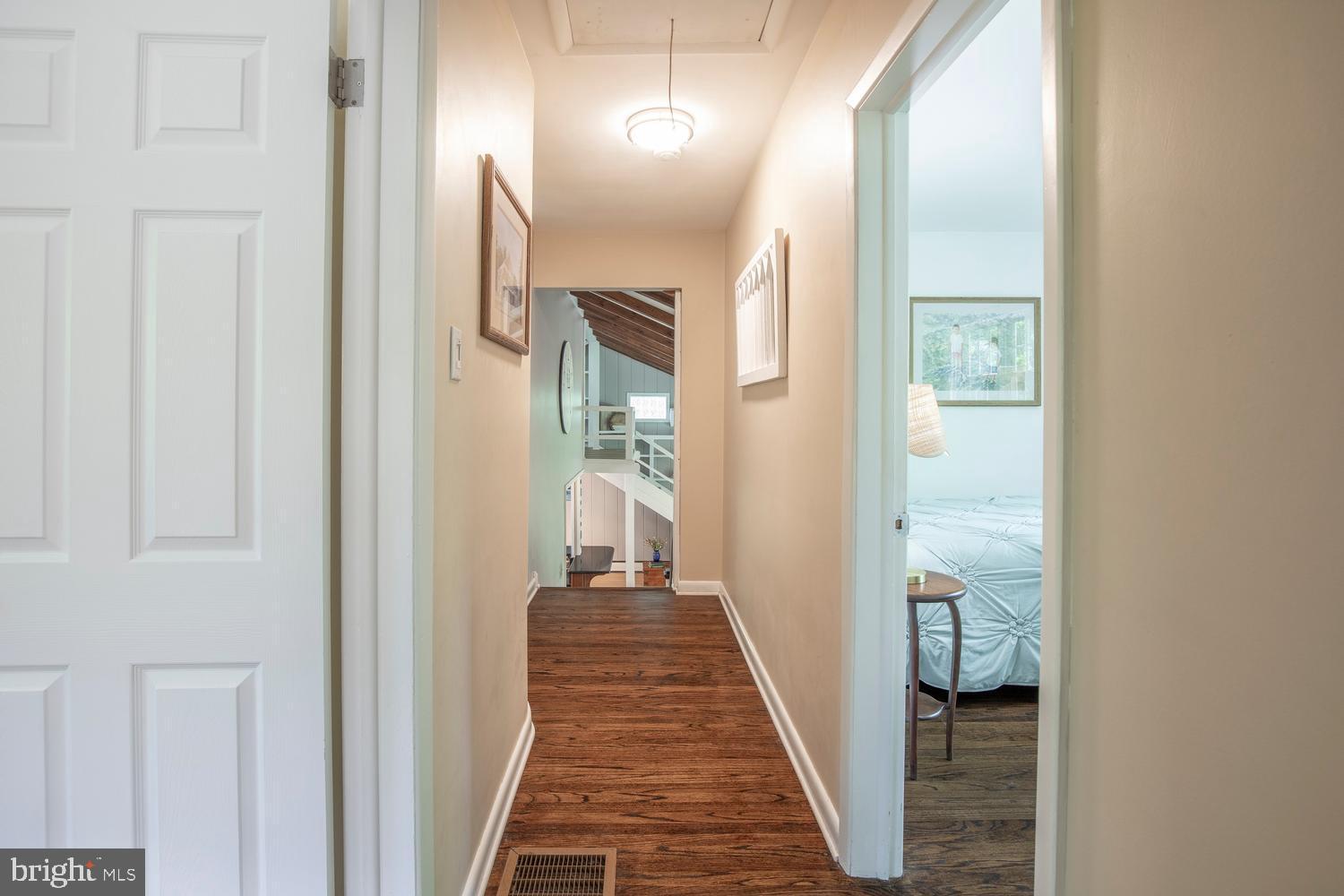 BUTTONWOOD MANOR - Residential