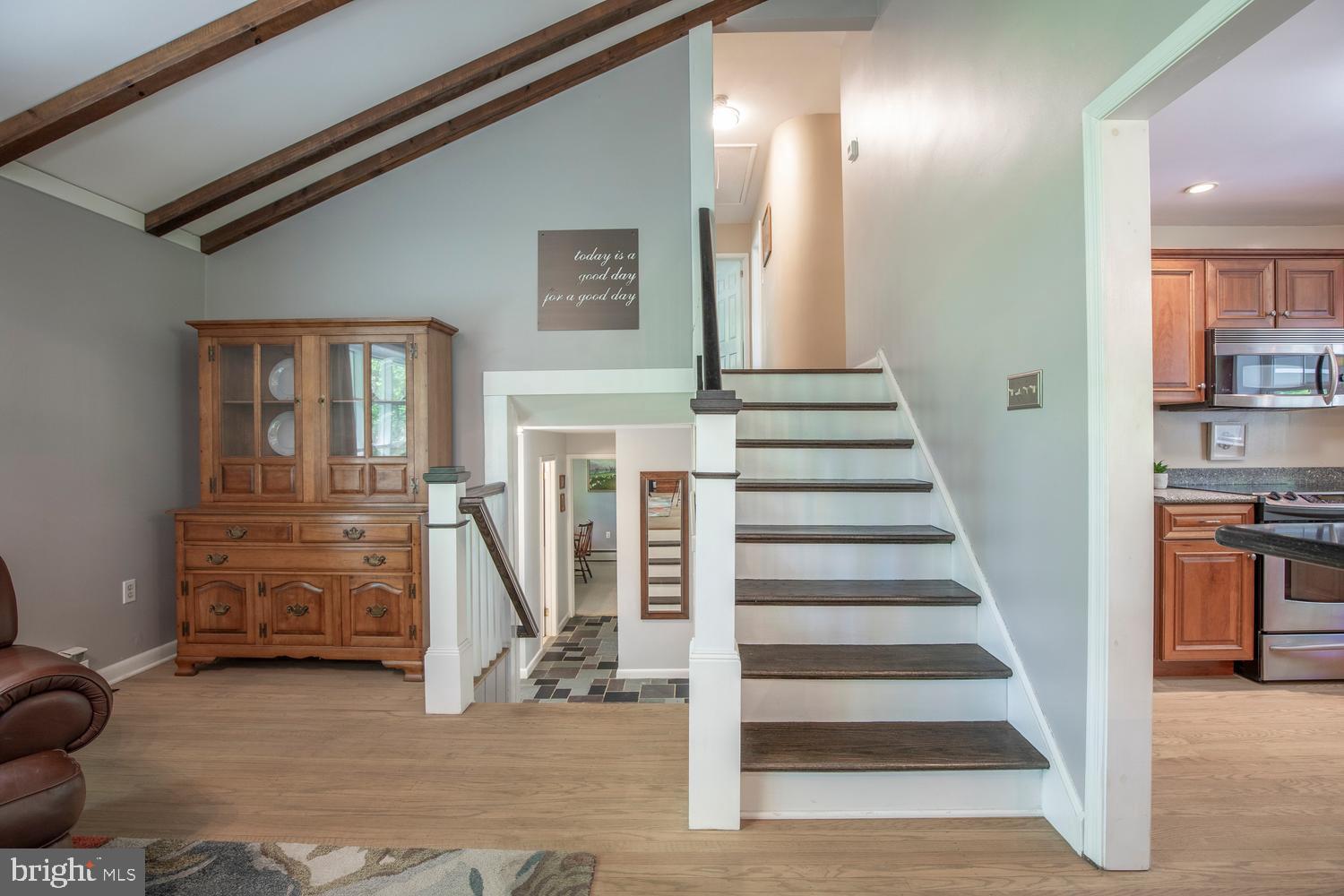 BUTTONWOOD MANOR - Residential