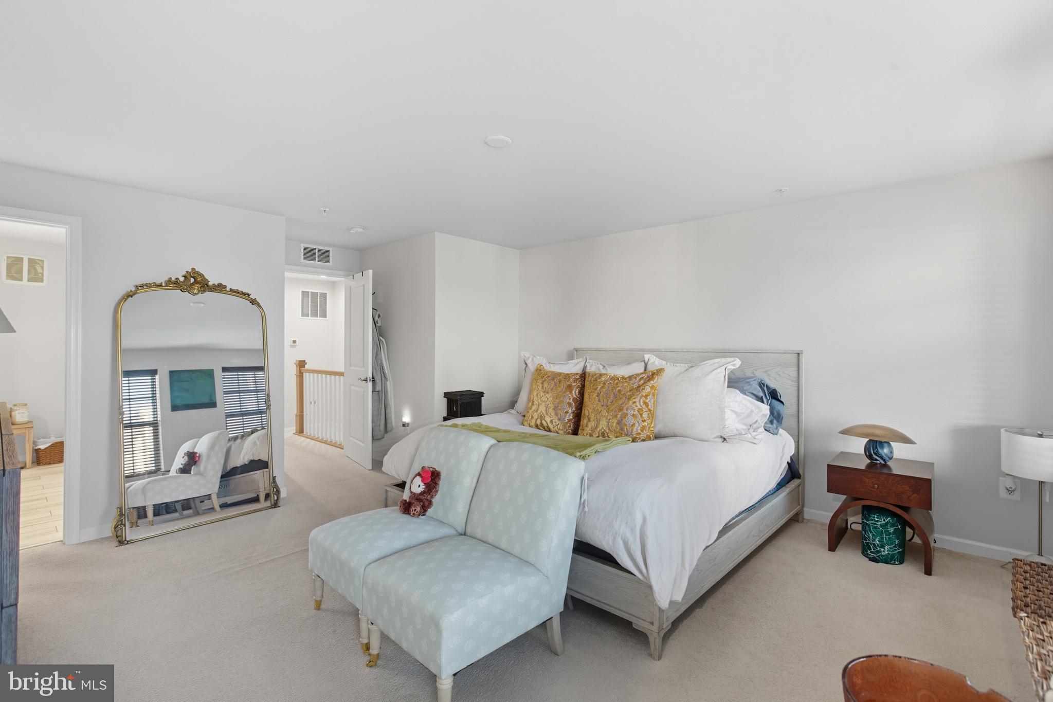 GLENN DALE COMMONS - Residential