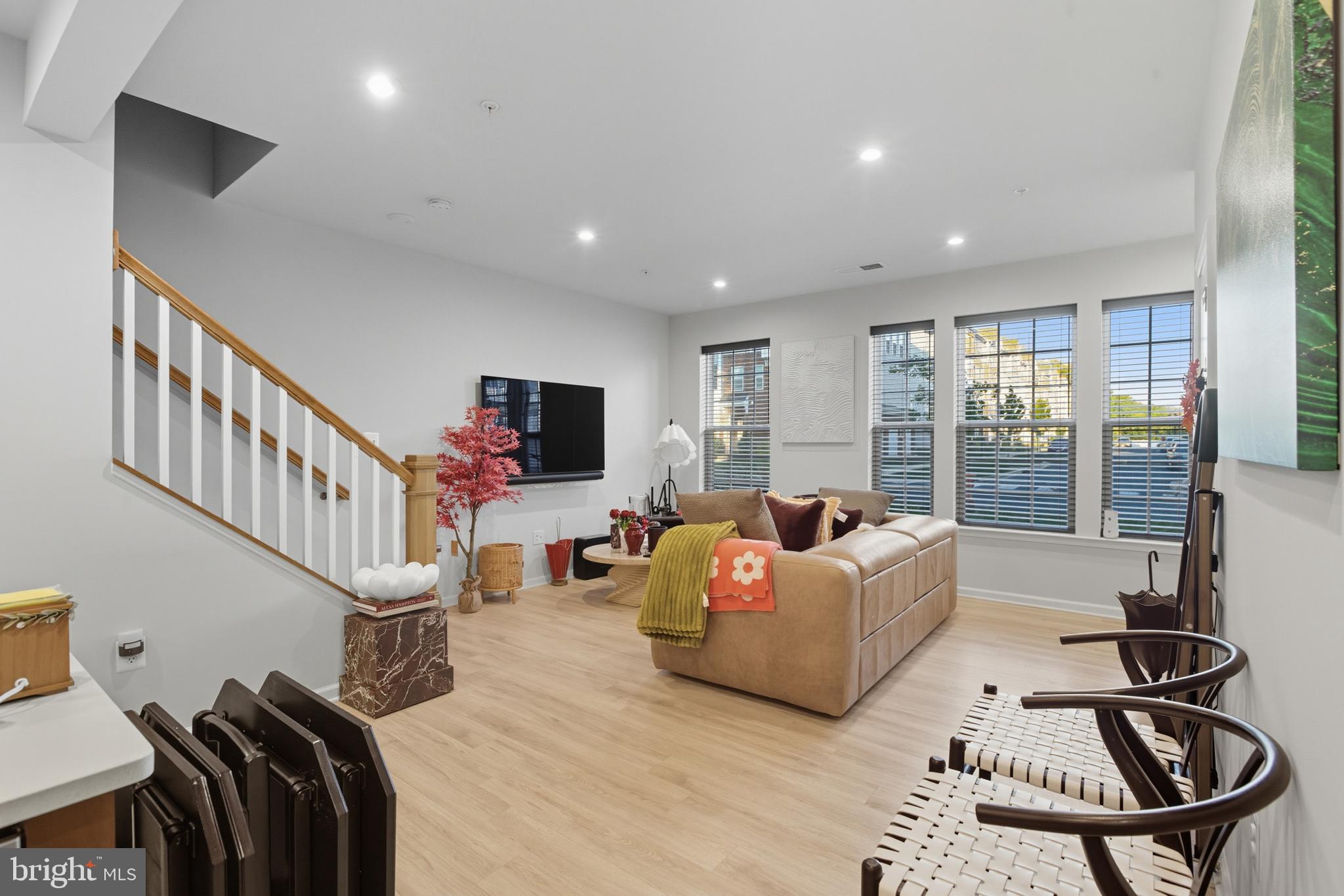 GLENN DALE COMMONS - Residential