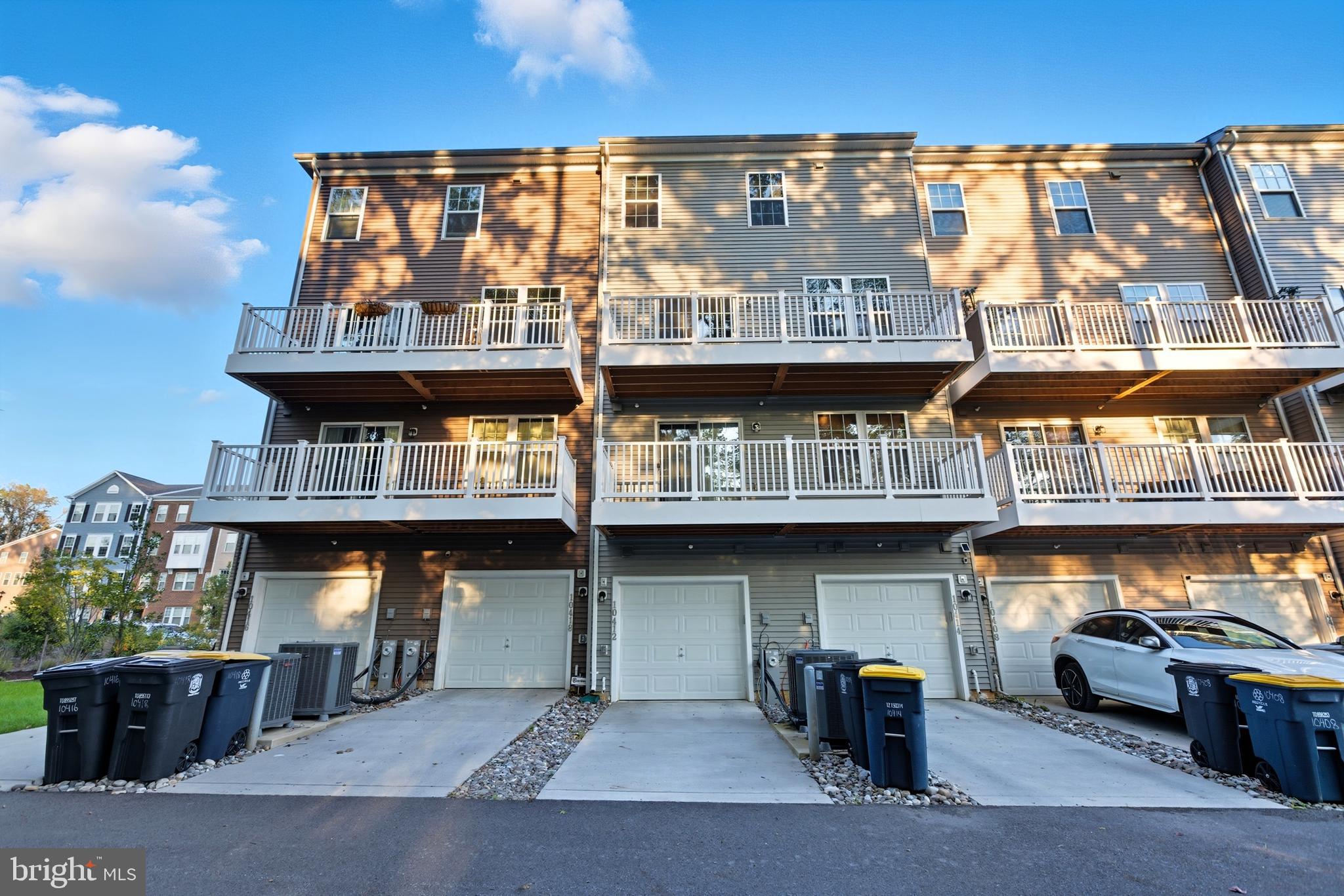 GLENN DALE COMMONS - Residential