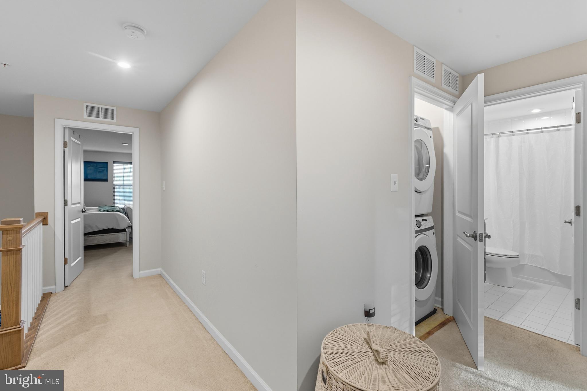 GLENN DALE COMMONS - Residential