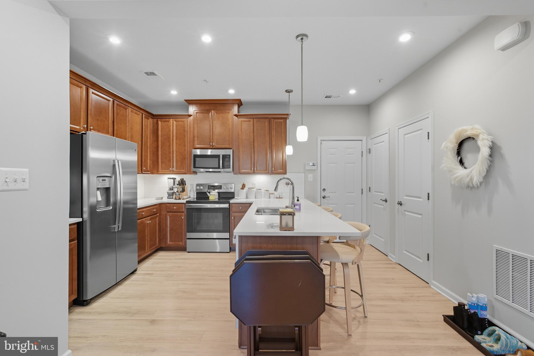 GLENN DALE COMMONS - Residential