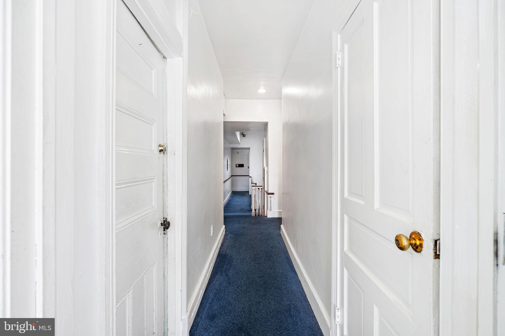 GERMANTOWN - Commercial Sale