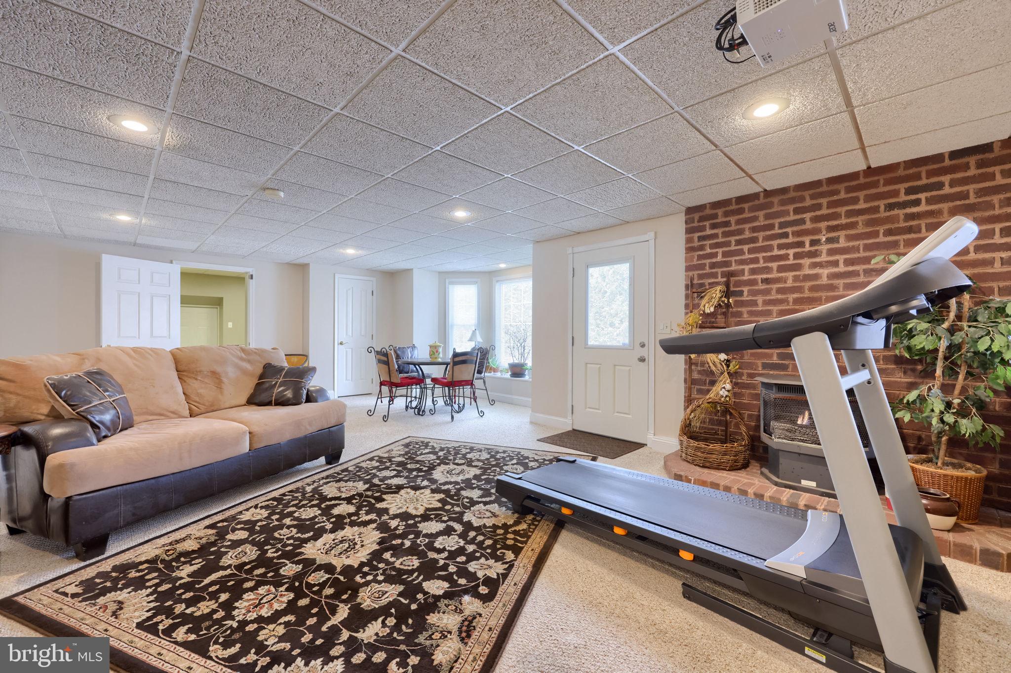 WINCHESTER PARK - Residential