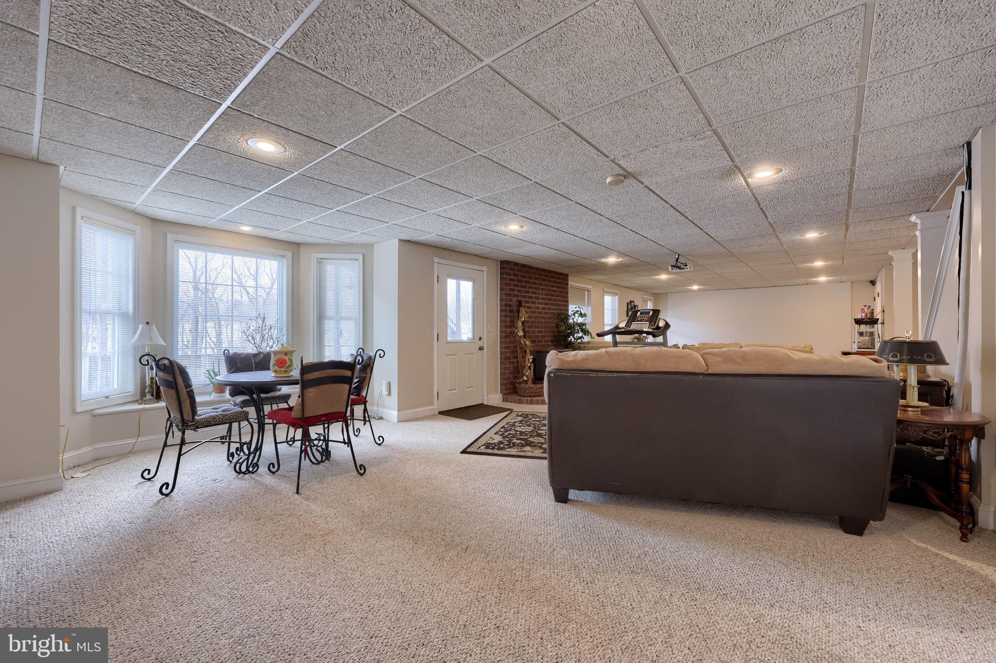 WINCHESTER PARK - Residential