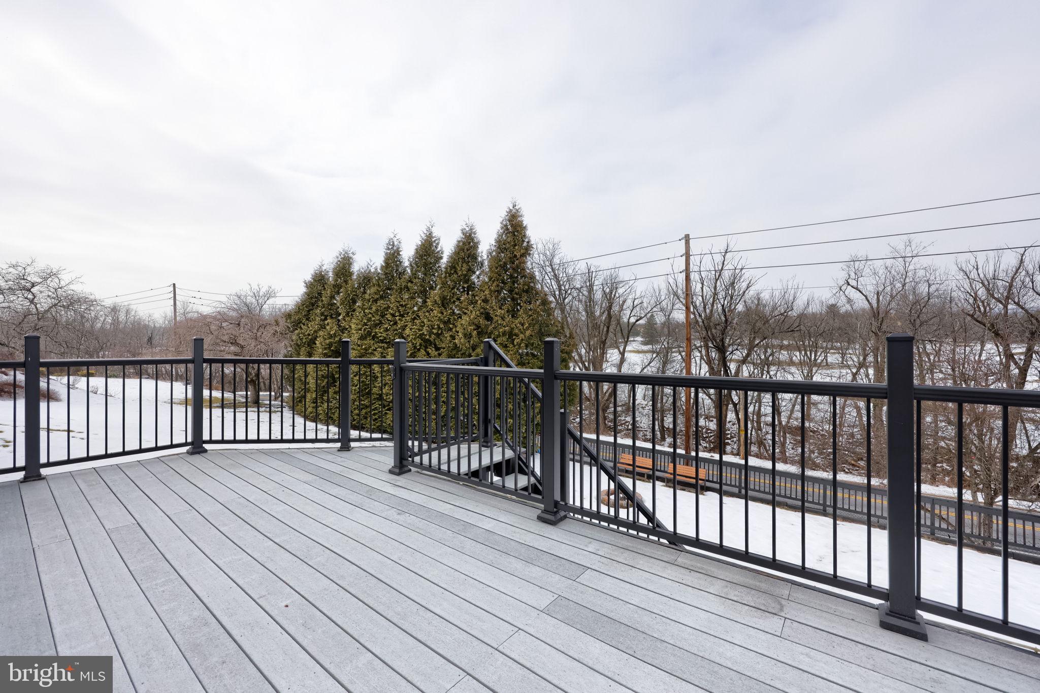 WINCHESTER PARK - Residential