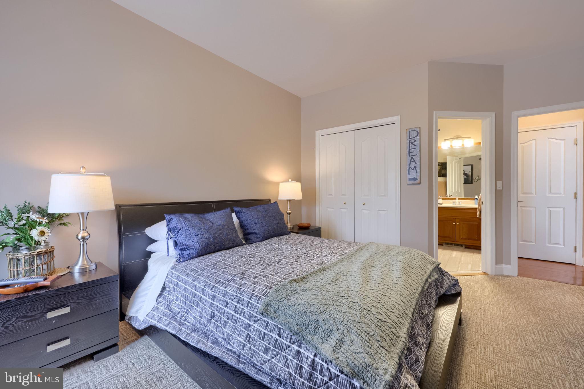 WINCHESTER PARK - Residential