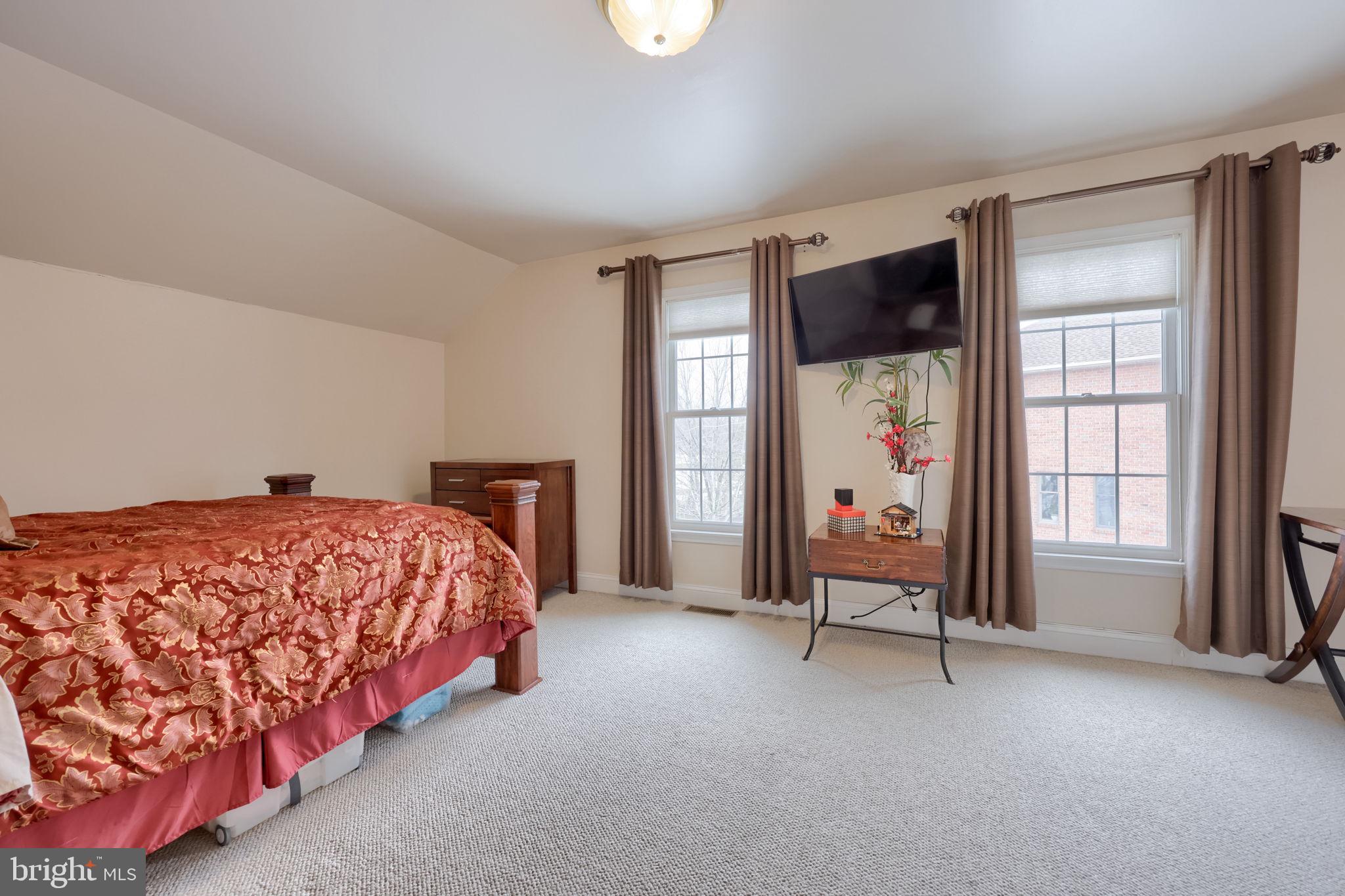 WINCHESTER PARK - Residential