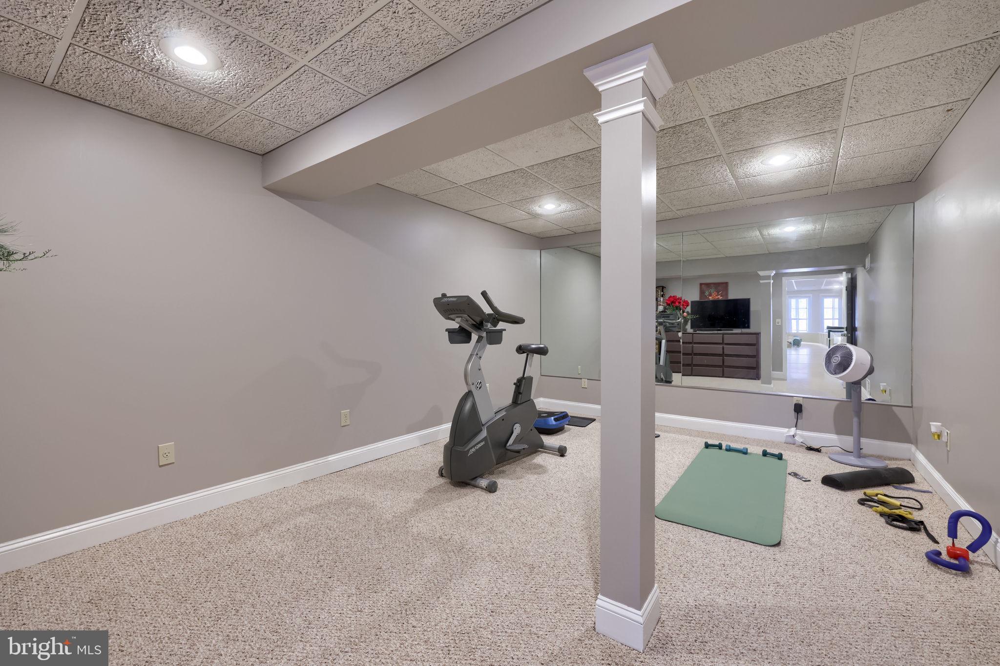 WINCHESTER PARK - Residential