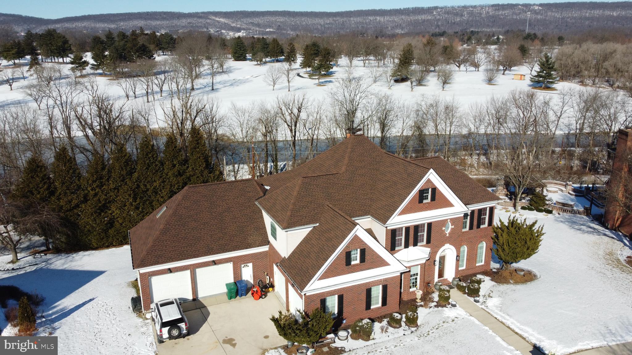 WINCHESTER PARK - Residential