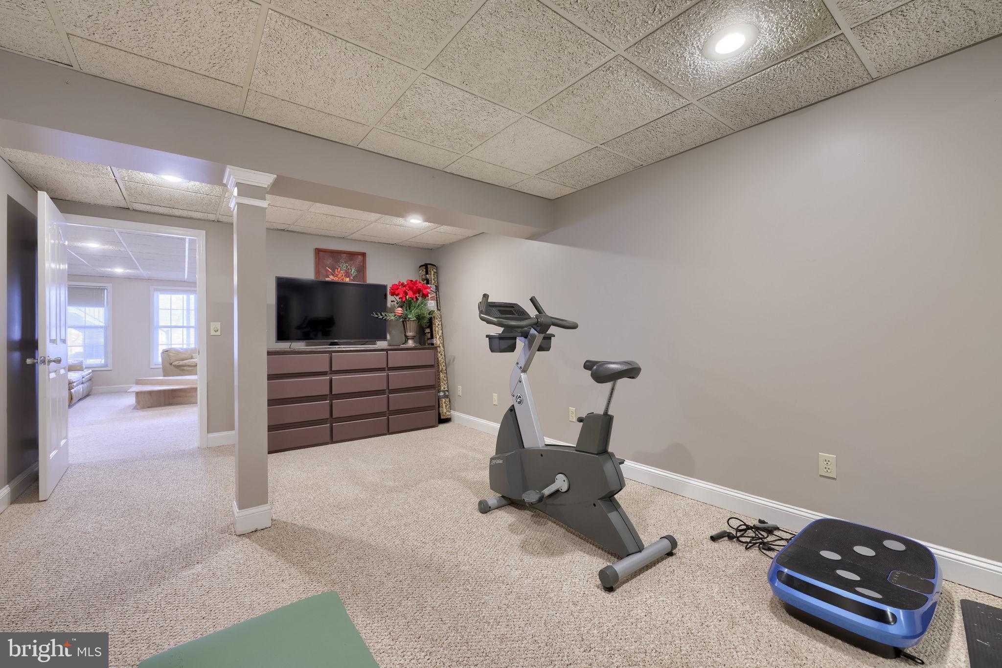 WINCHESTER PARK - Residential