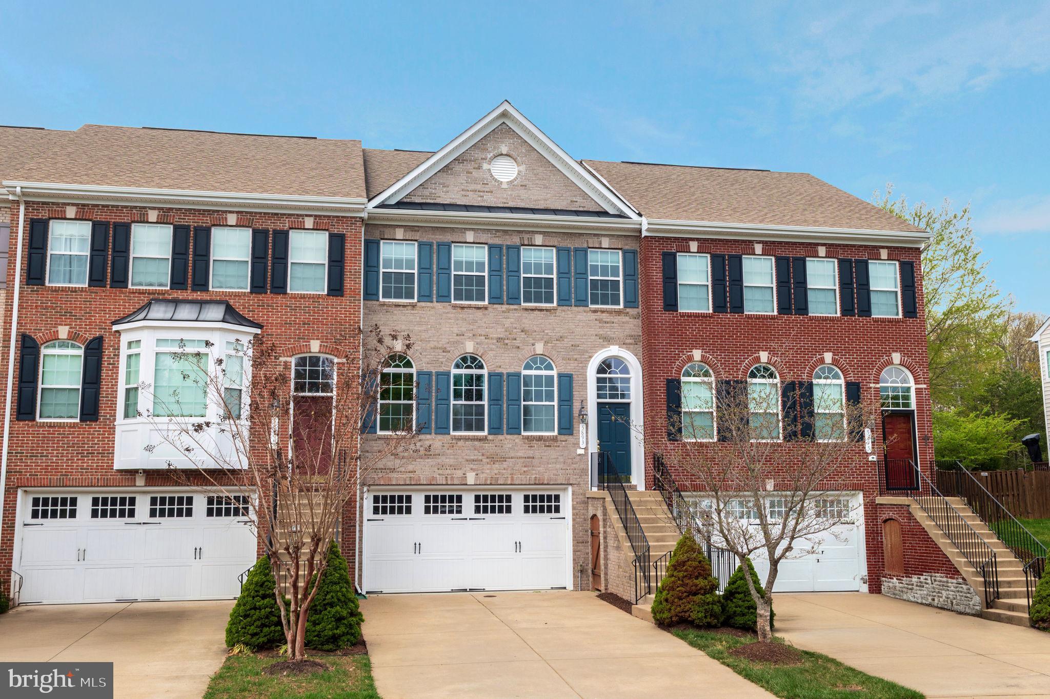 SADDLE RIDGE - Residential