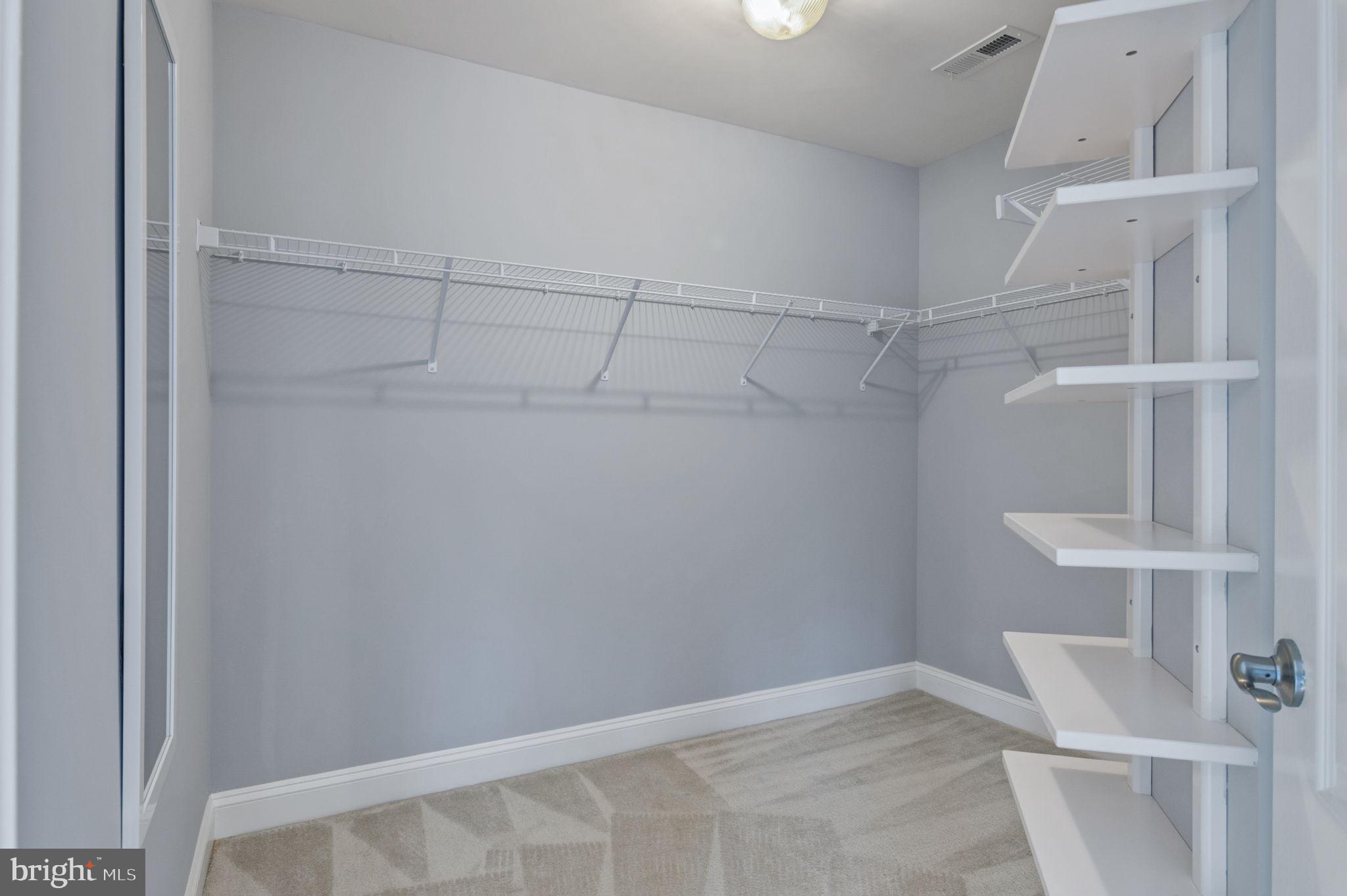 SADDLE RIDGE - Residential