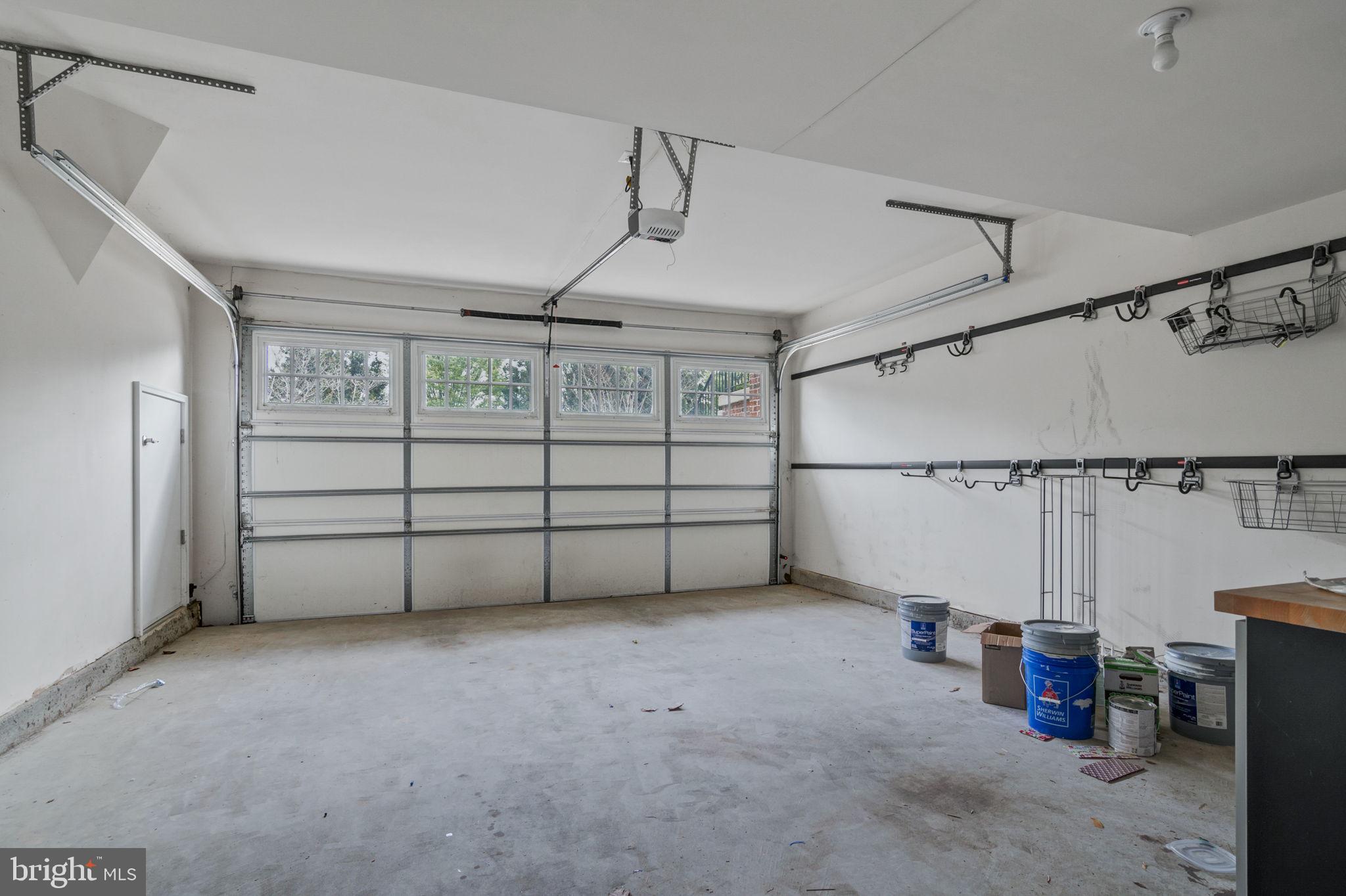 SADDLE RIDGE - Residential