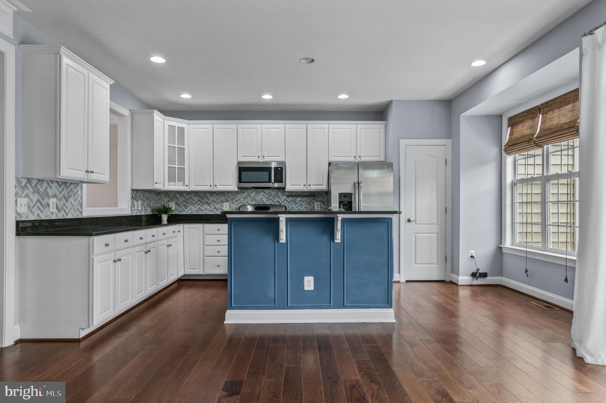 SADDLE RIDGE - Residential