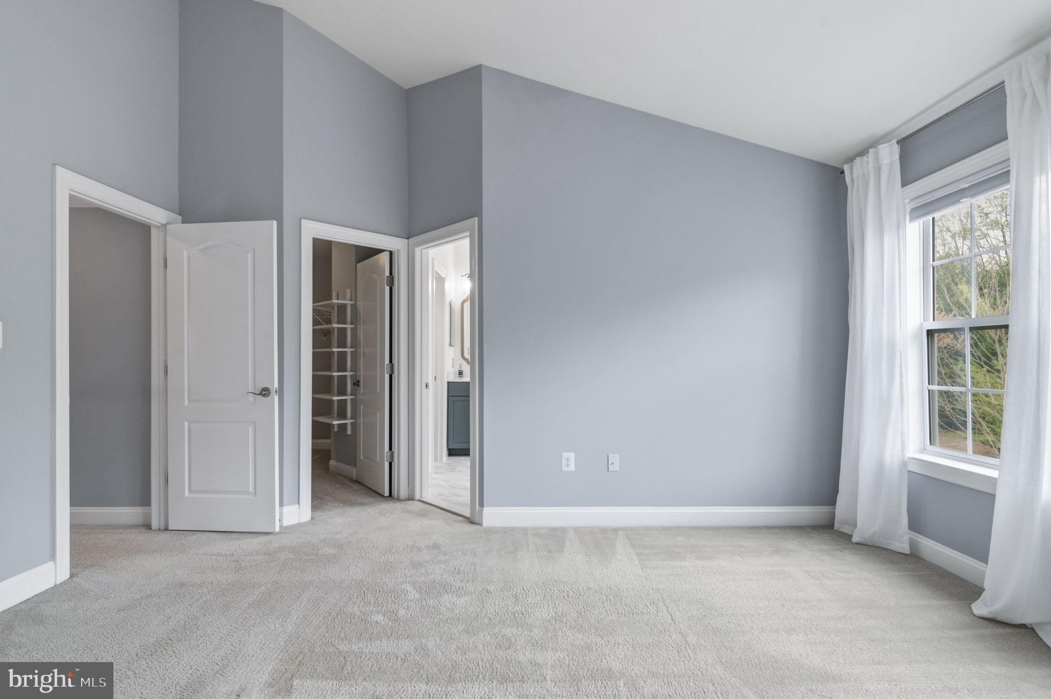 SADDLE RIDGE - Residential