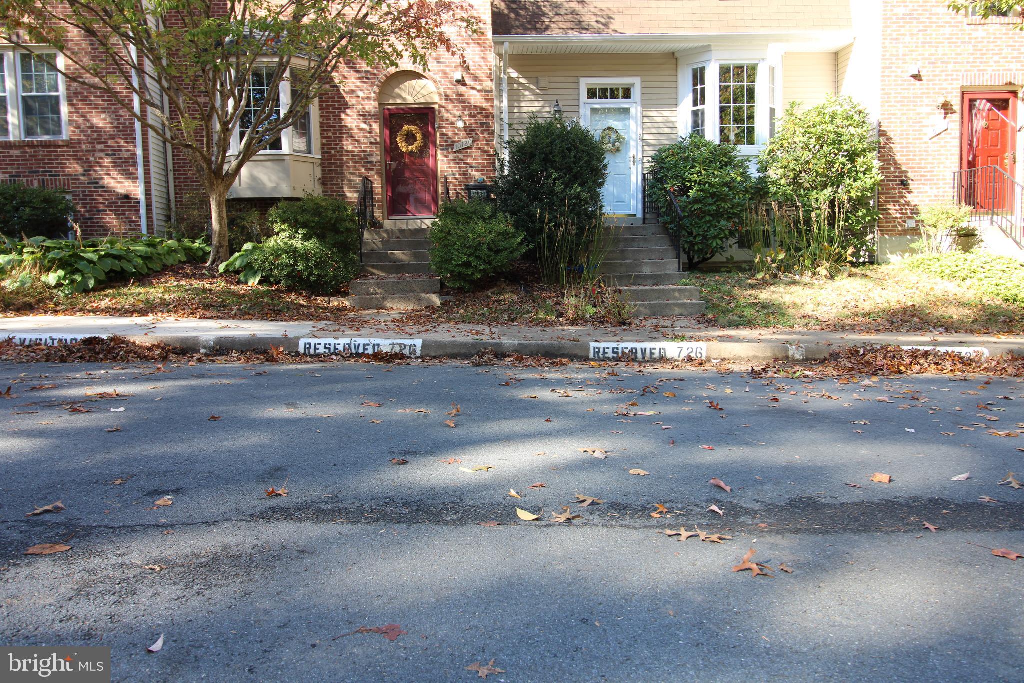 BURKE CENTRE - Residential Lease