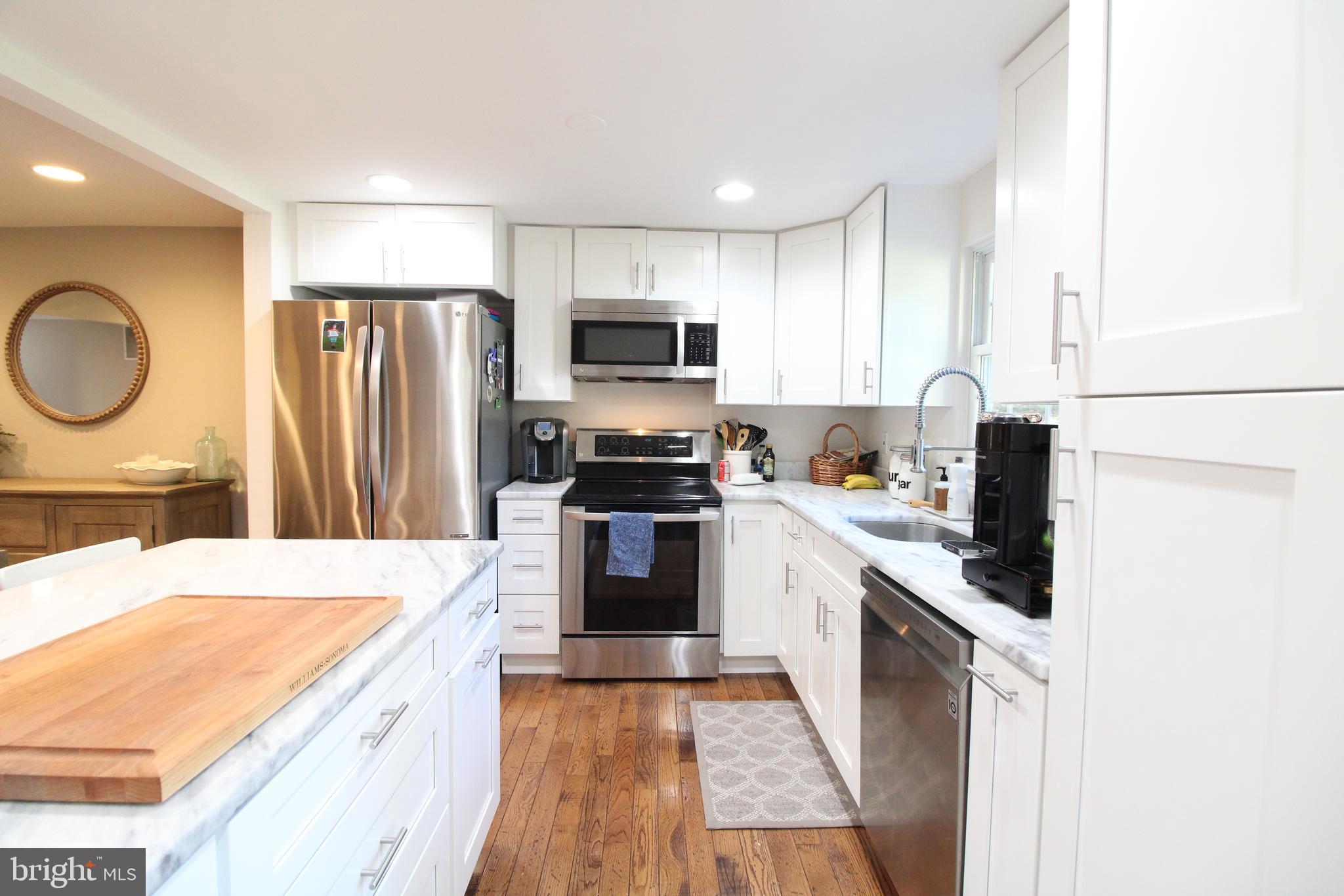 BURKE CENTRE - Residential Lease