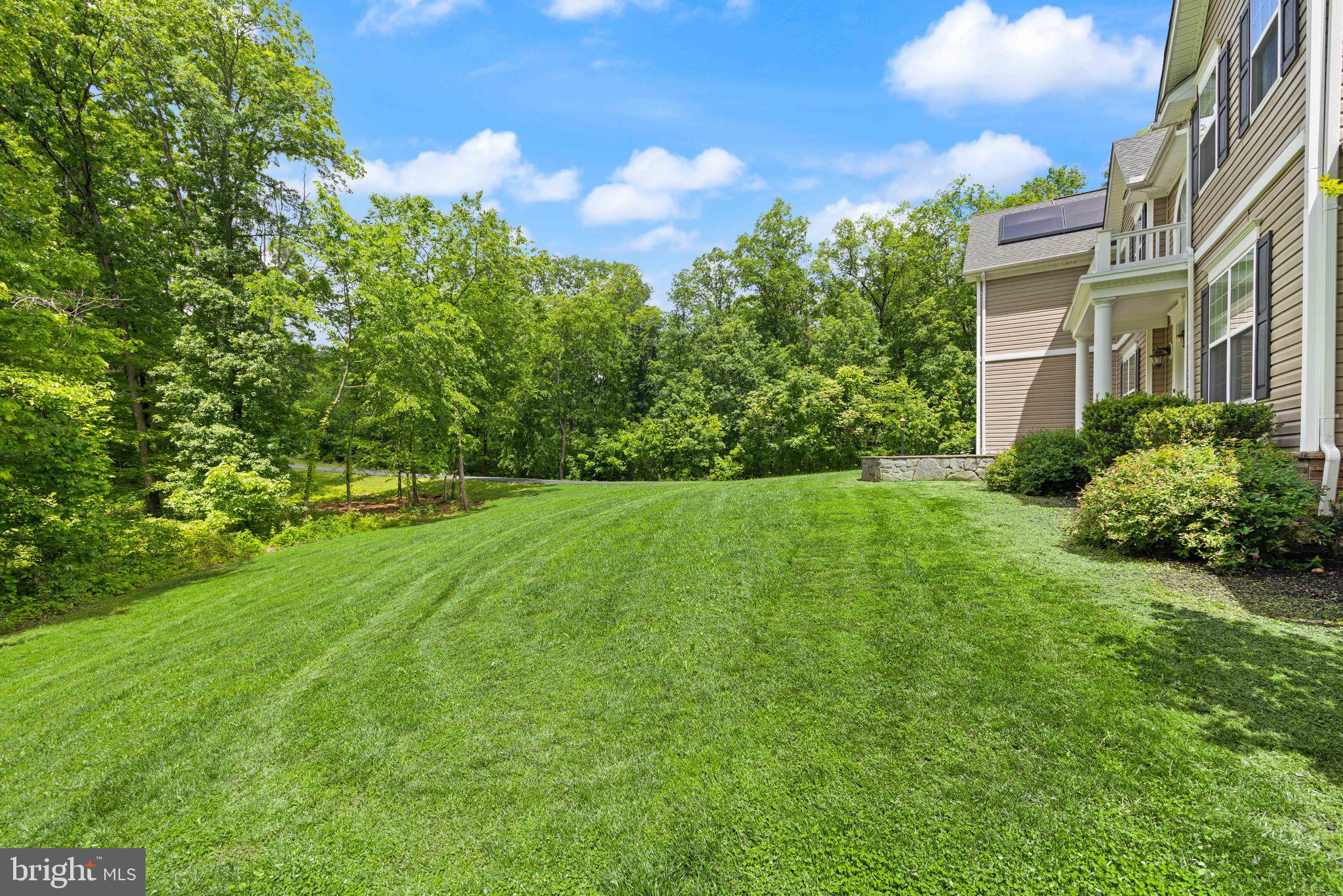 2775 MEANDER CREEK LANE