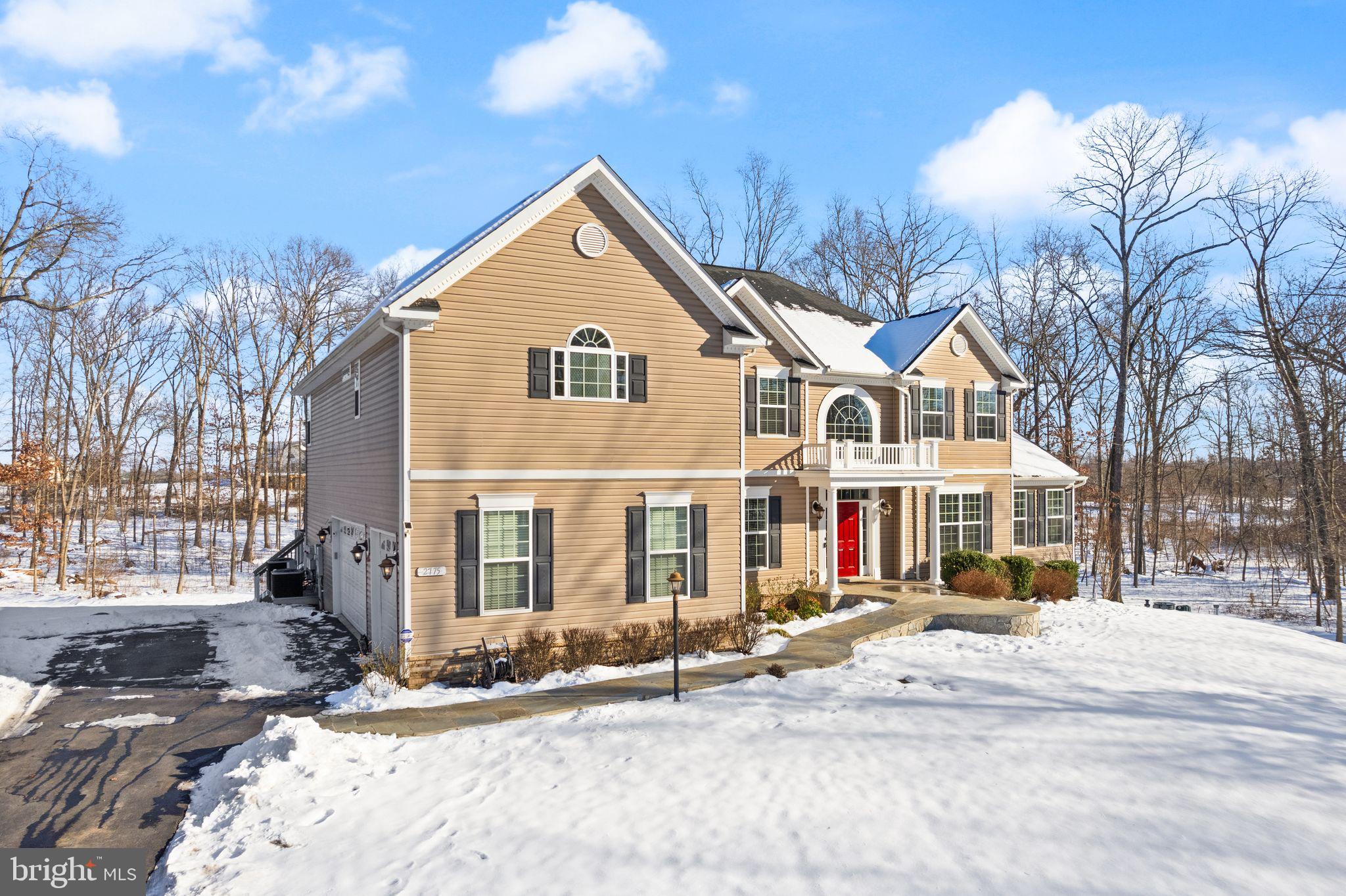 2775 MEANDER CREEK LANE