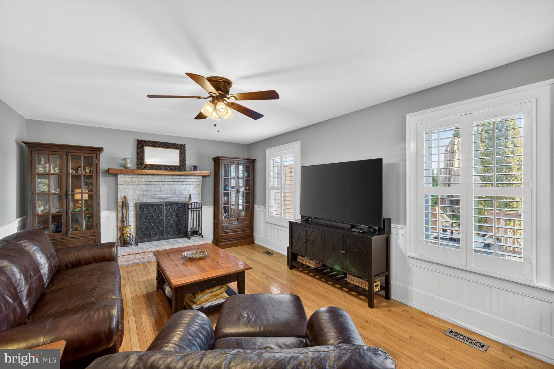 BUCKINGHAM HILLS - Residential